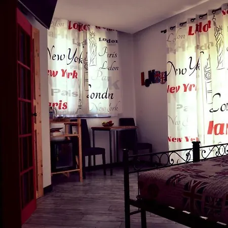 Bed and Breakfast Amici Di Bielak Aneta Izabela 3*
