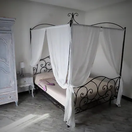 Couette-café Amici Di Bielak Aneta Izabela *